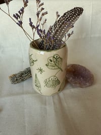 Image 3 of Petit vase en céramique 💐