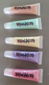 Image 1 of DivaLicious Cream Dream Lipgloss 
