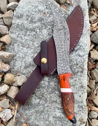 Image 1 of 512 Raindrop Damascus knife.