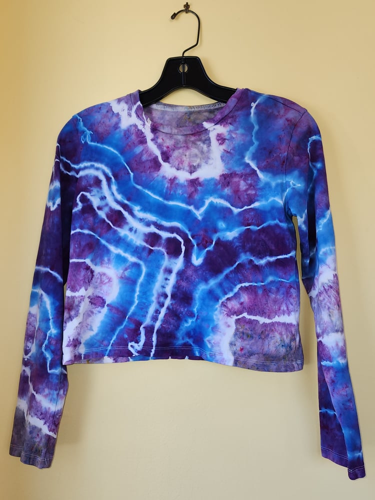 Image of Small loose cropped geode long sleeve top