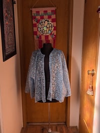 Image 4 of Small flower Sequin Kimono o/s