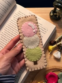 Image 3 of Felt bookmarks 🍡🐛