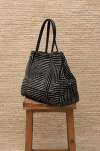 Image 3 of Tukki tote