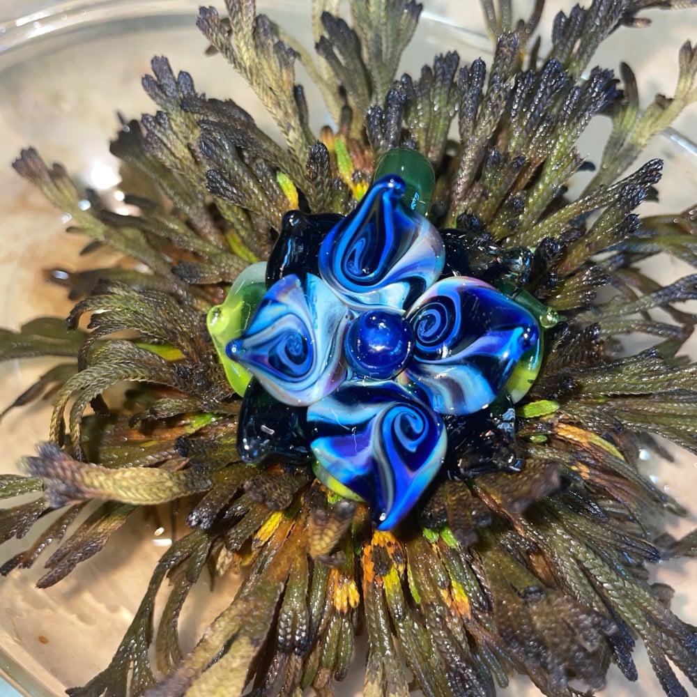 Image of Flower Pendant 13