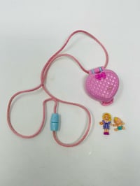 Image 5 of Polly Pocket vintage médaillon coeur rose complet