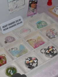 Image 3 of resin shakers 