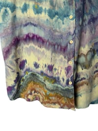 Image 4 of ♻️ UPCYCLED XL Resort Shirt in Earthy Agate Ice Dye