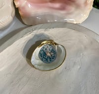 Image 1 of Clam Shell Trinket Dish CT103
