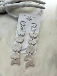 Image 4 of Moon phase 