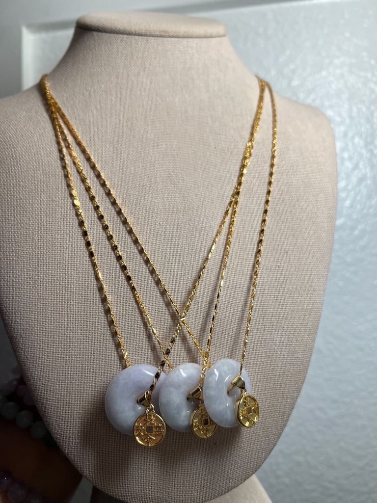 lavender donut necklace