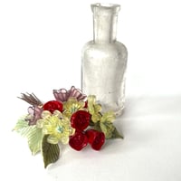 Image 5 of Posy - Red Roses - Lemon Daisies 