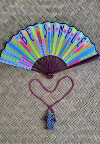 Image 1 of Be Simple, Be True Fan