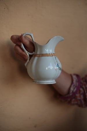 Image of Milchkrug (fuer ca 1/2l) mit Blumenbemalung, Französisch
