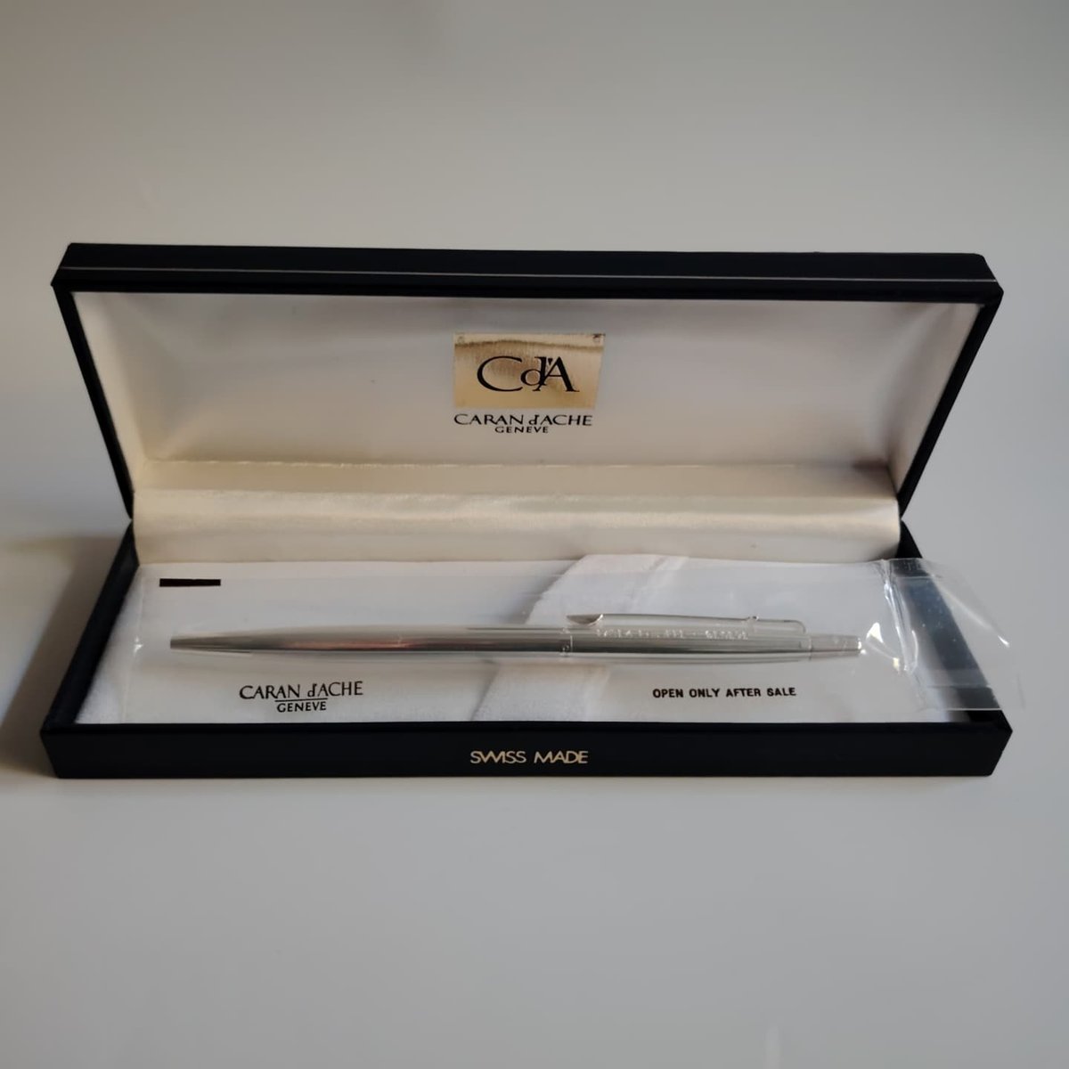 Caran d'ache X Patek Philippe Galerie Parisot - Main Image