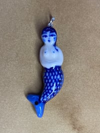 Image 10 of Lil Mermaids - platinum lustre