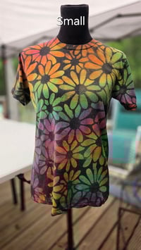 Image 1 of Daisy Dyes