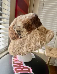 Image 4 of Satin lined Cheetah Faux Fur Bucket Hat