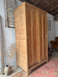 Image 15 of L’armoire parisienne aux portes coulissantes