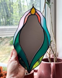 Image 4 of Tulip (11 x 6 in)