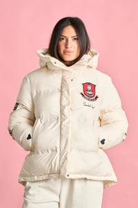 Image 2 of PLUMAS HELSINKI