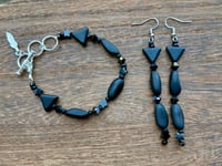 All Black Pinenut Set