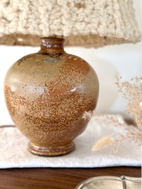 Image 5 of Lampe ceramique et abat-jour tricoté