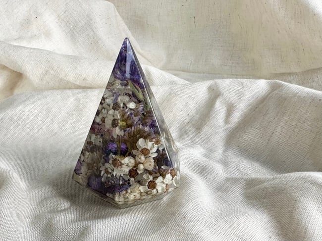 Medium Faceted Ring Cone - Mountain Daisies & Purple Misti