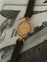 Image 2 of Authentic Vintage GUCCI Gold Dial Brown Strap 🏇🏻