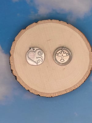 Image of Flying pendants 