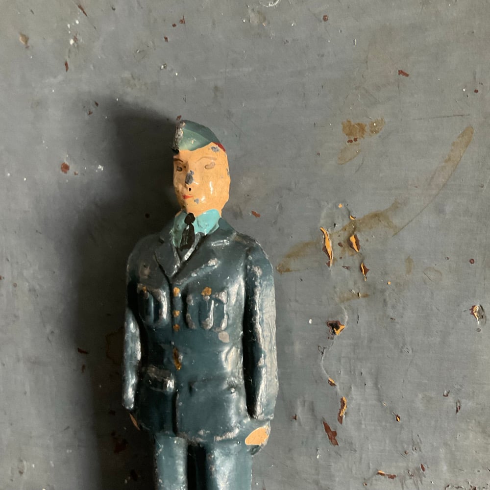 Image of Officer no.2