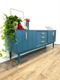 Image 7 of Mid Century Modern Vintage G Plan Sideboard / Drinks Cabinet / TV Unit 
