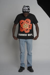 Image 1 of MATTHEW 6:28-31 (FLOWER TEE)