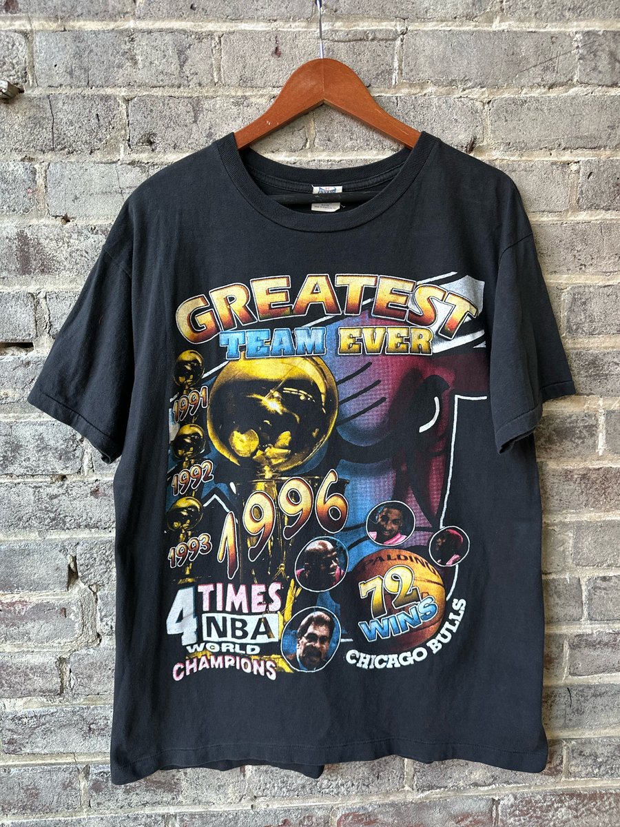 Image of 1996 Vintage Chicago Bulls 4 Times NBA Champions Rap Tee, SIZE: XL