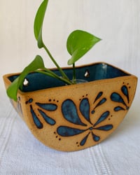 Image 1 of 'Florecita' Floating Luna Planter