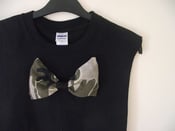 Image of Black crop top with camo bow