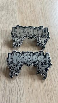 TWO Neseblod Pins