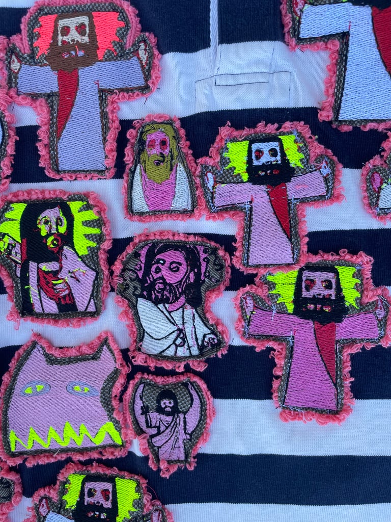 Pink Jesus [L] Image 4