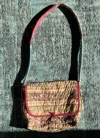Image 4 of Shoulder Bag Reversible Quilt