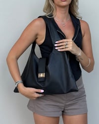 Image 5 of Obsidian Volume Four 