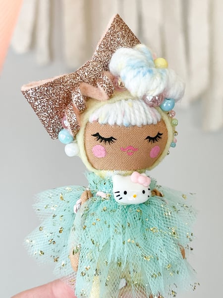 Image of Mini Mend Doll Hani 