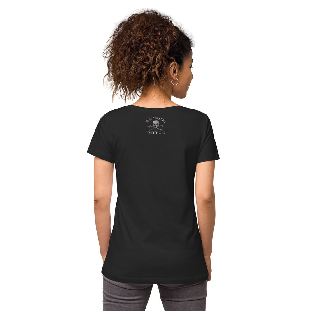 Skin Gallery Women’s fitted v-neck t-shirt