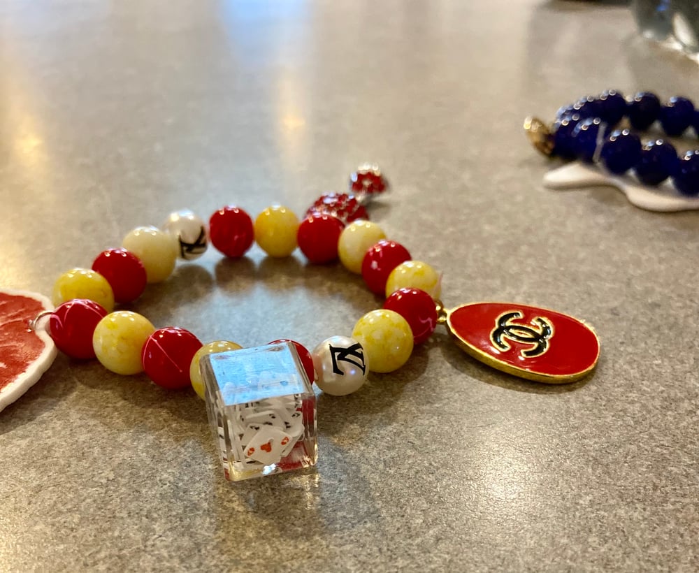 Image of Wine glass beaded bracelet 