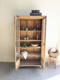 Image 4 of La vitrine parisienne "Zita"