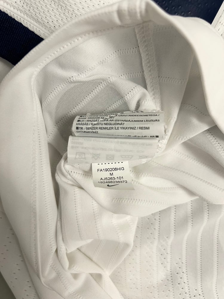 Image of Tottenham Hotspur “KANE 10” 2019/20 Home Vaporknit Shirt + PL patches (M)