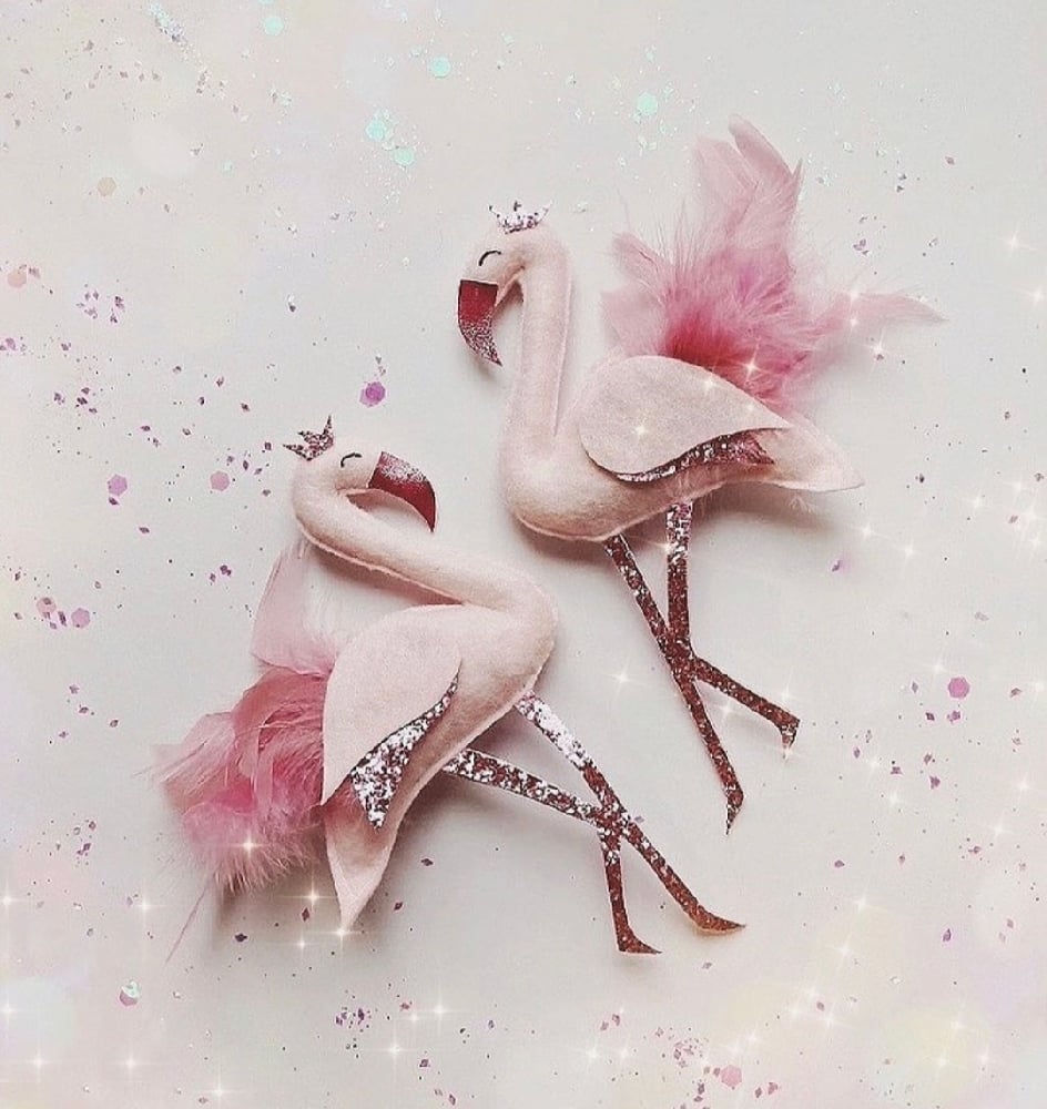 Image of Luxe Flamingo Feather Hanging Decoration.