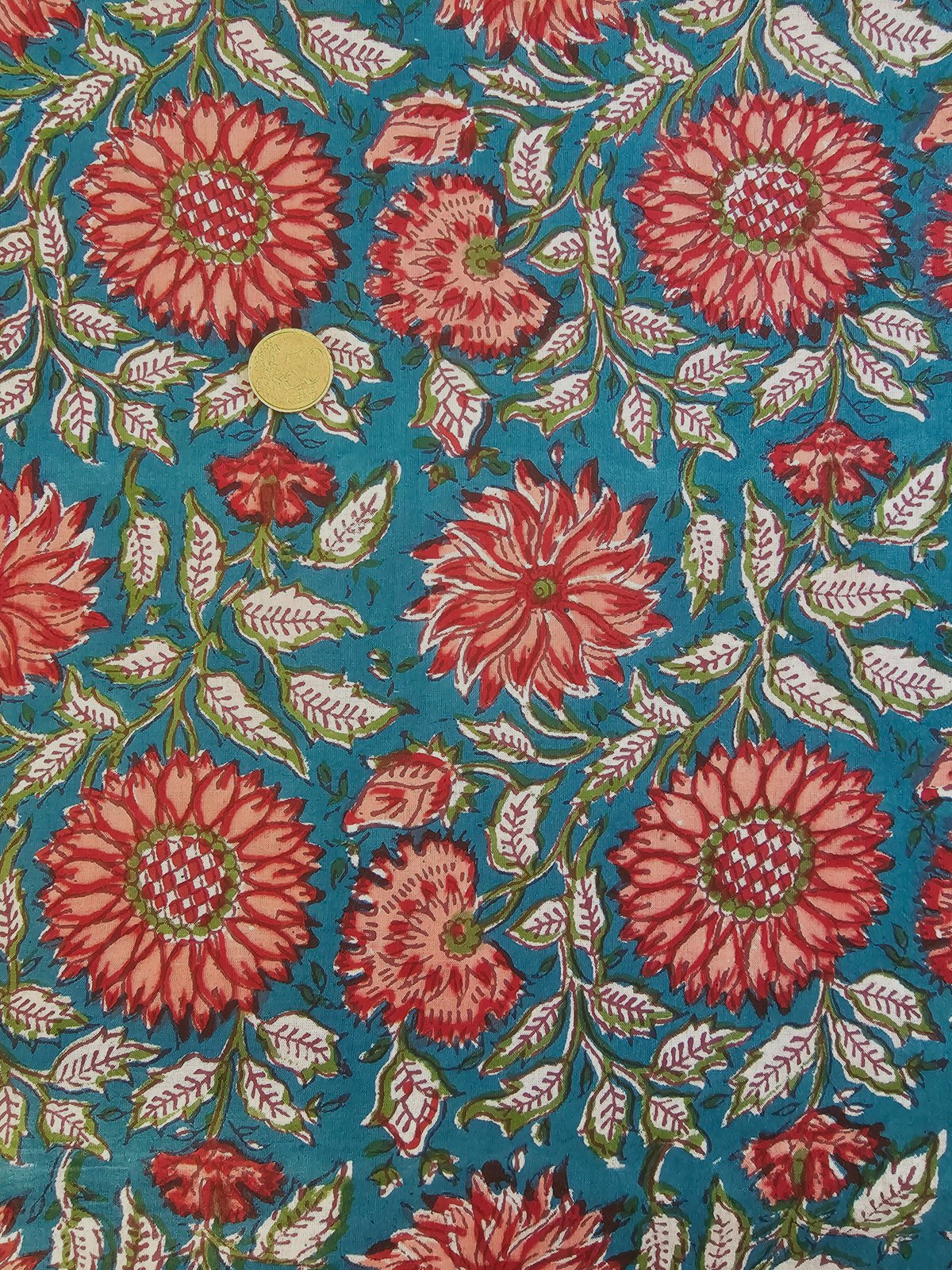Image of Namaste fabric fleurs rouges