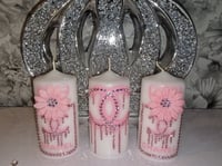 Image 3 of WHITE FLOWER CANDLE SET