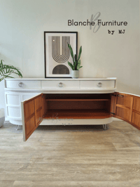 Image 4 of Luxurious, Large Curved Nathan Sideboard in a vibrant white