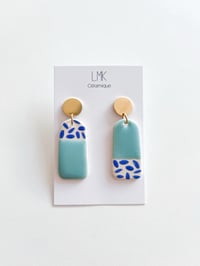 Paire de boucles d’oreilles céramique SIMPIA lagon riz bleu
