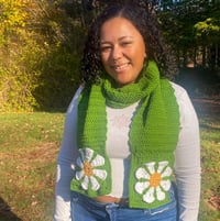 Image 1 of Green Daisy Scarf